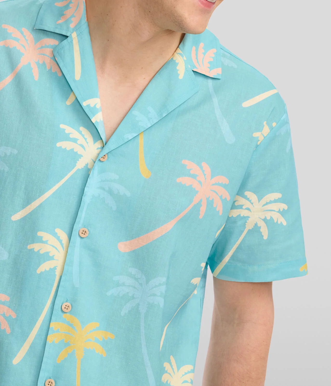 Men's Counting Palms Linen Cabana Shirt - Image 3